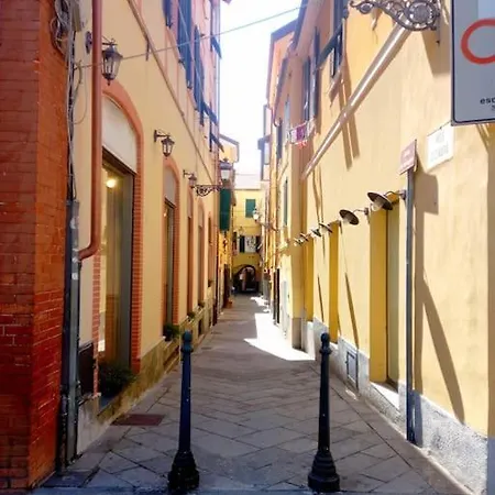 Casa Santiago Holiday home Alassio